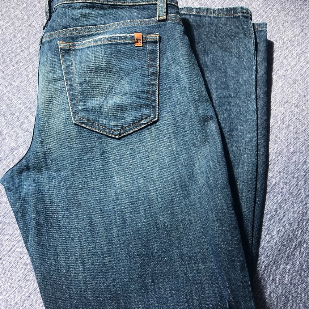 Joe’s Skinny Ankle size 30